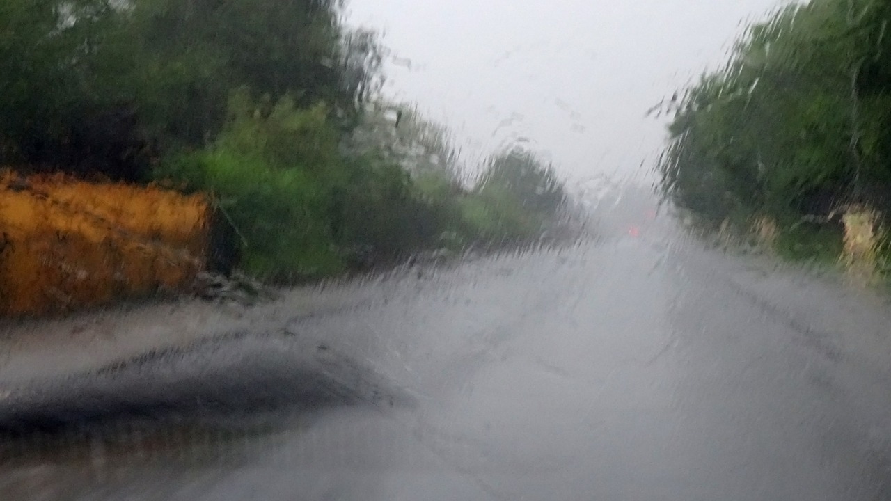 Heavy Rain In Jhumsa